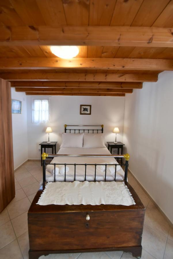 Arco I/ Downtown Rustic Apartment/4 Min From Port Hydra  Exterior photo