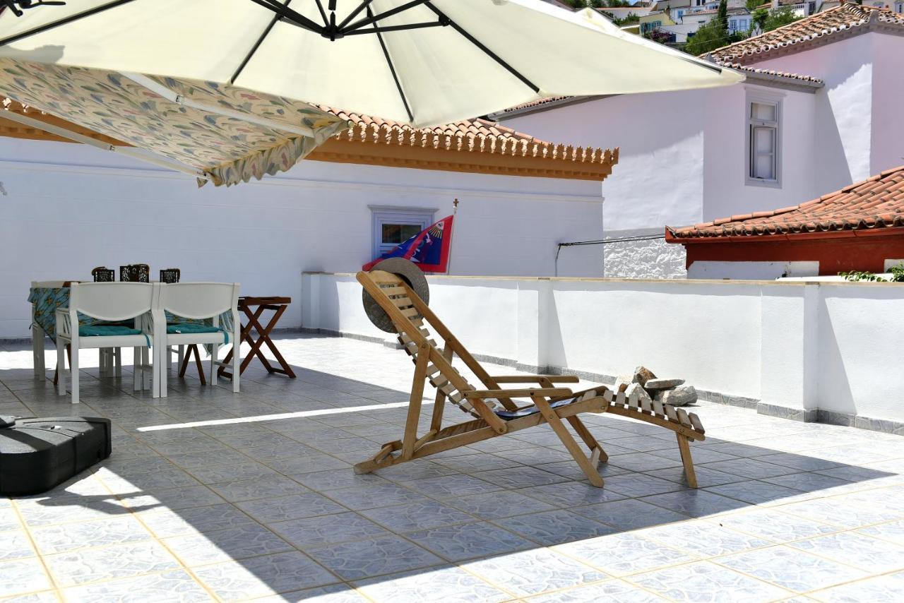 Arco I/ Downtown Rustic Apartment/4 Min From Port Hydra  Exterior photo